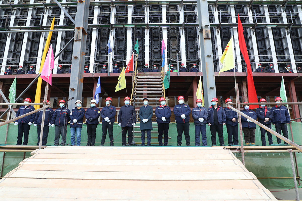 224万吨焦炉项目1号炉燃烧仪式